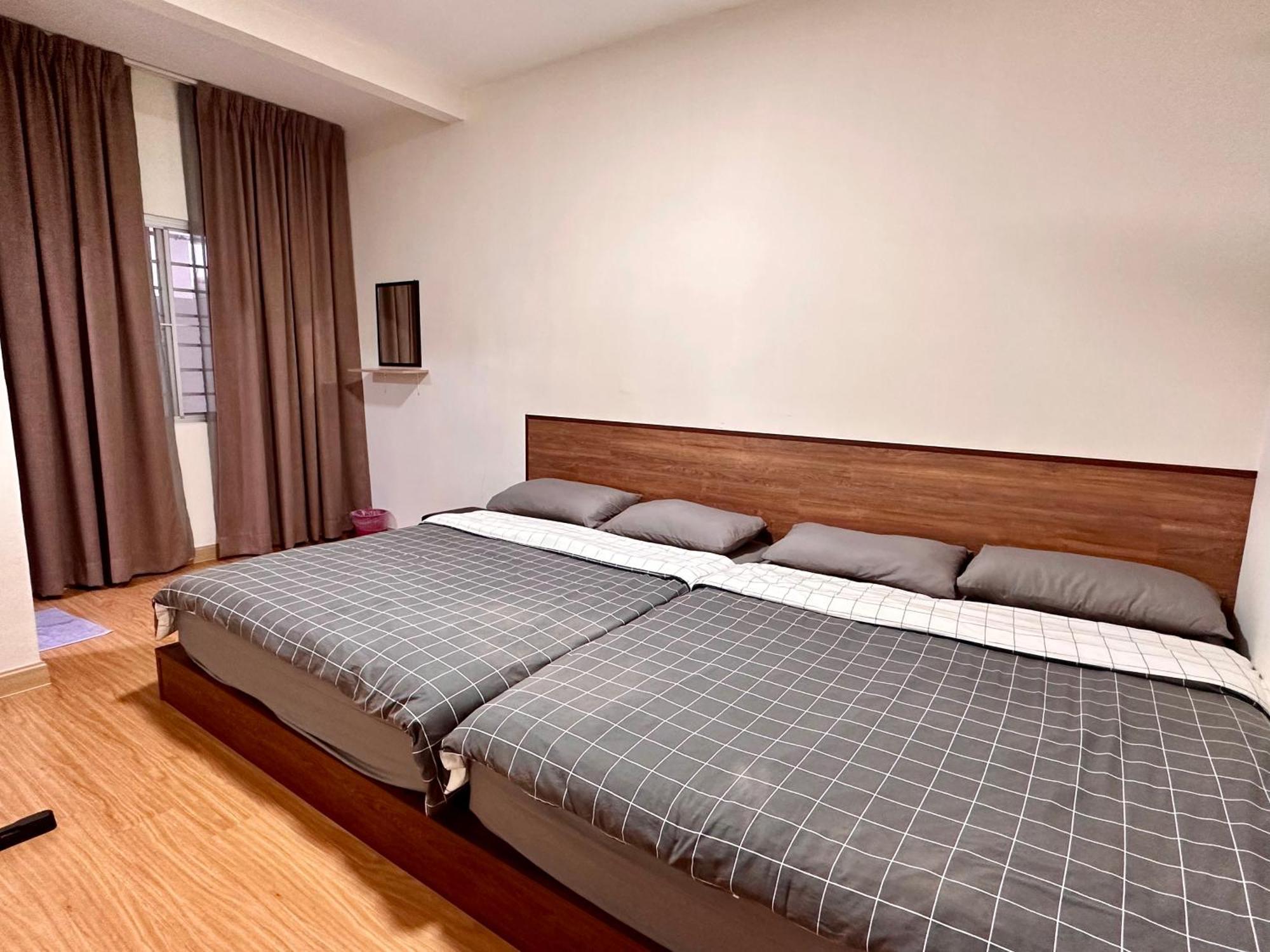 Emerald Avenue Muji Style *