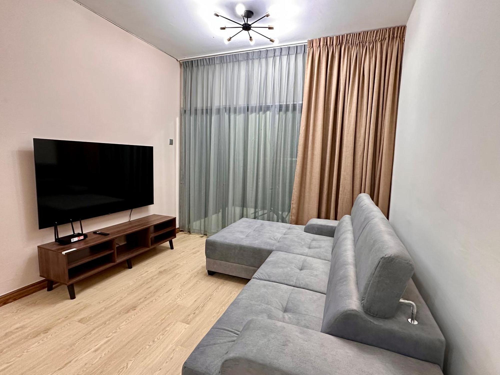 Apartment Emerald Avenue Muji Style